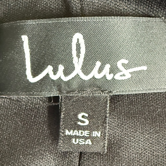 Lulu's Black Plunge Neck Sleeveless Gown - Picture 8 of 9